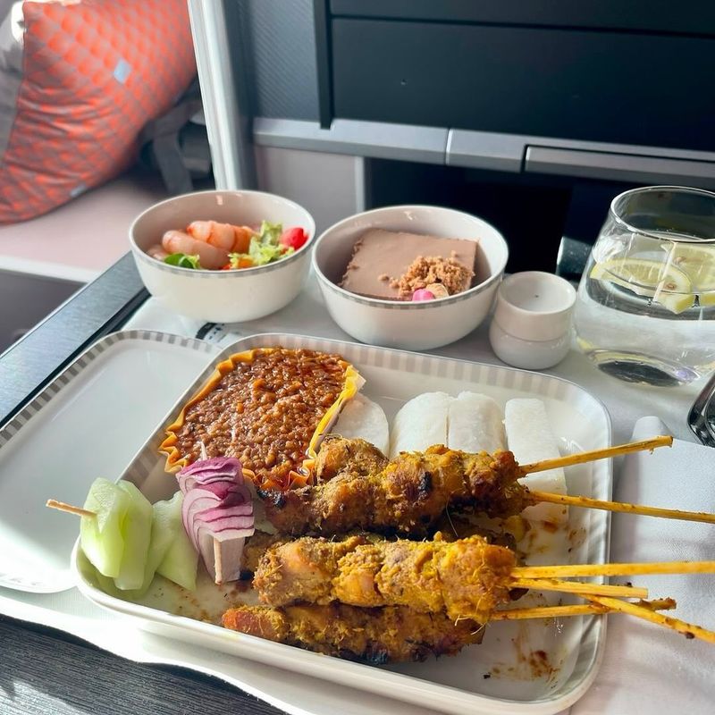 Singapore Airlines – Satay Skewers With Peanut Sauce