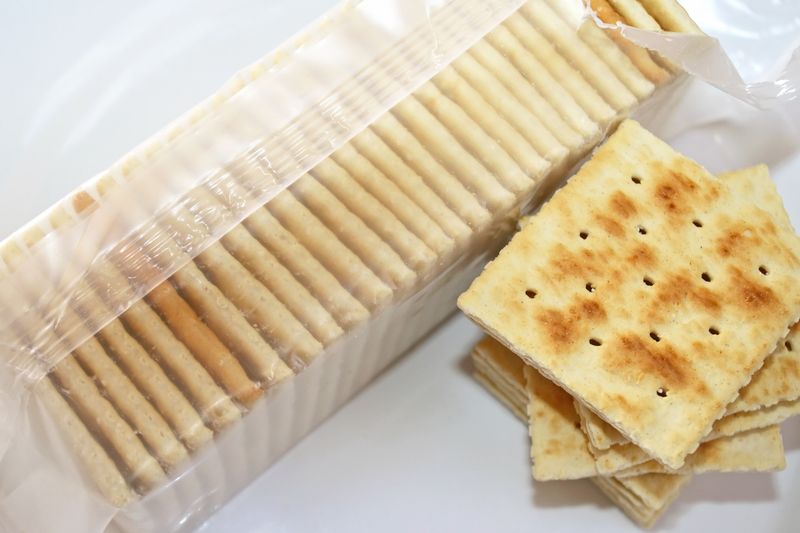 White Crackers Offer No Nutrients