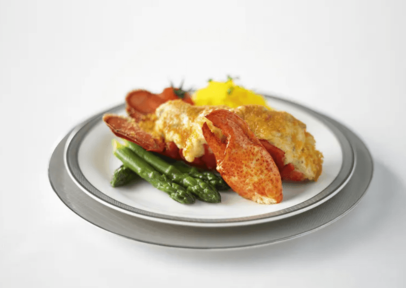 Singapore Airlines: Sky-High Culinary Masterpieces