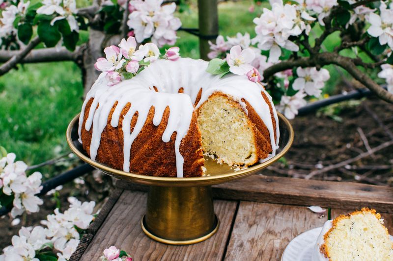 Lemon Poppy Seed Bundt Cake