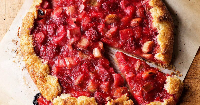 Rhubarb And Raspberry Crostata