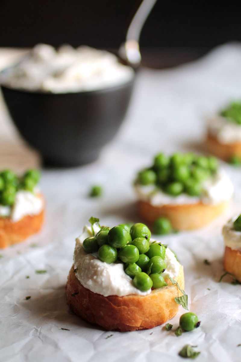 Spring Pea And Mint Crostini