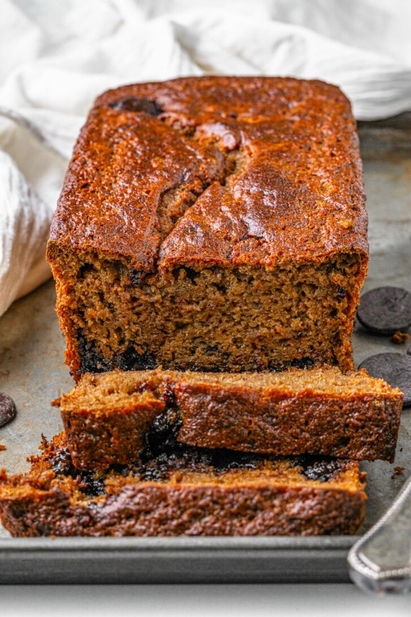 Low-Sugar Banana Bread With Dark Chocolate