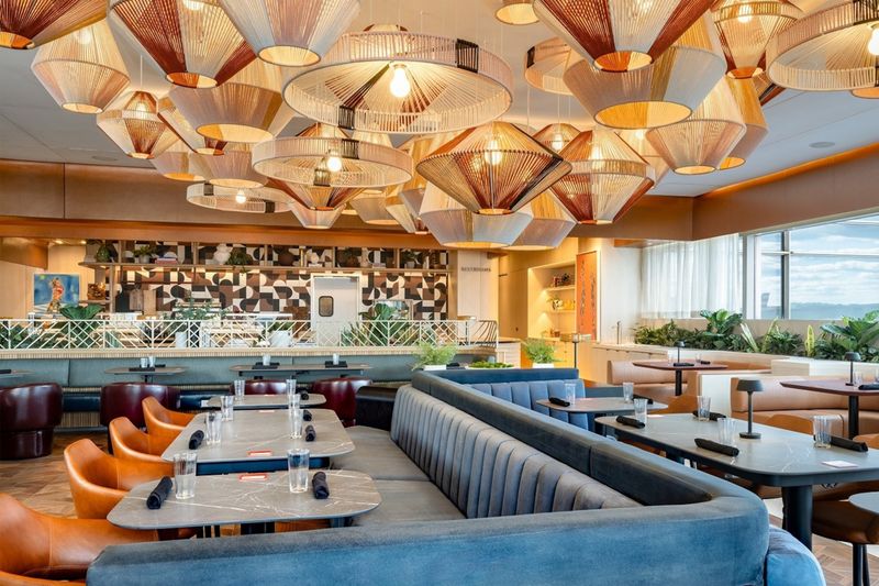 We've Found America's Best Airport Restaurants For A PreFlight Meal(02)