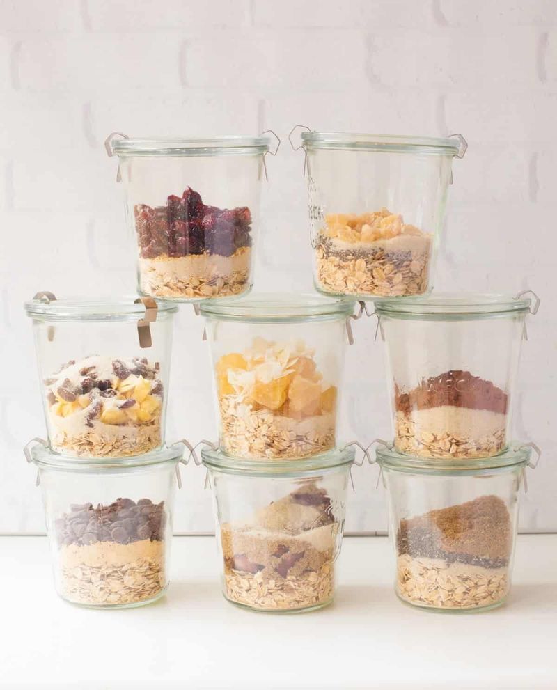 2-Minute Microwave Oatmeal Cups