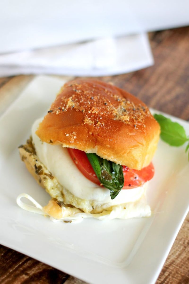 Caprese Sandwich Sliders