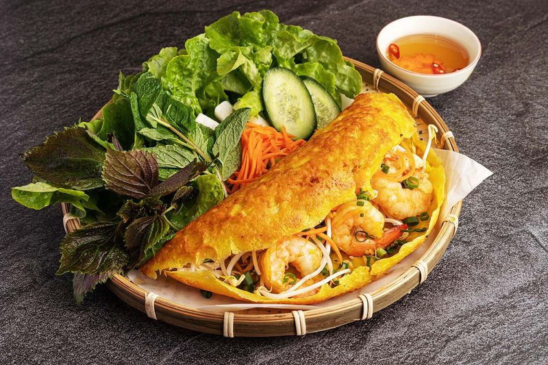 Bánh Xèo (Vietnamese Savory Crêpes)