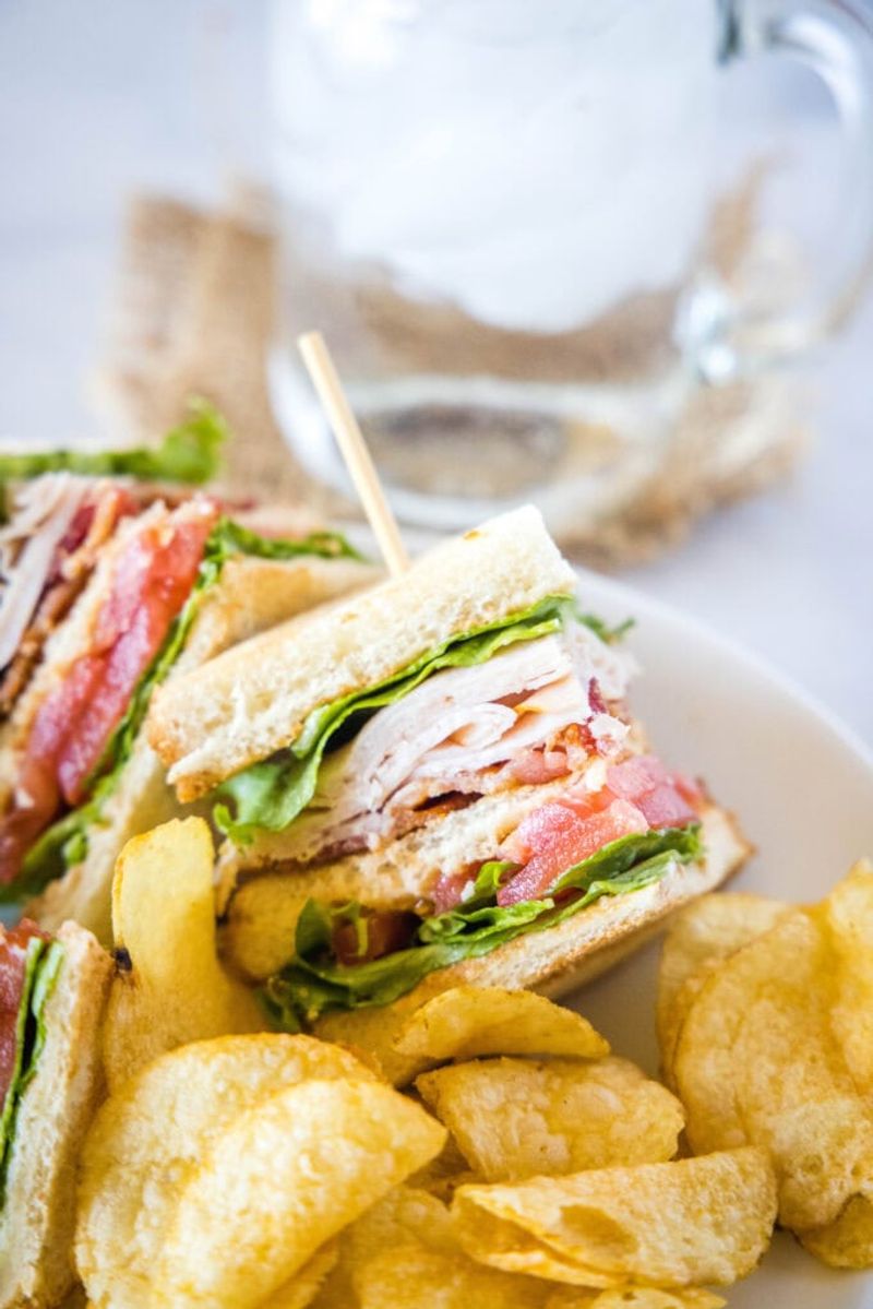 Club Sandwich With Chips