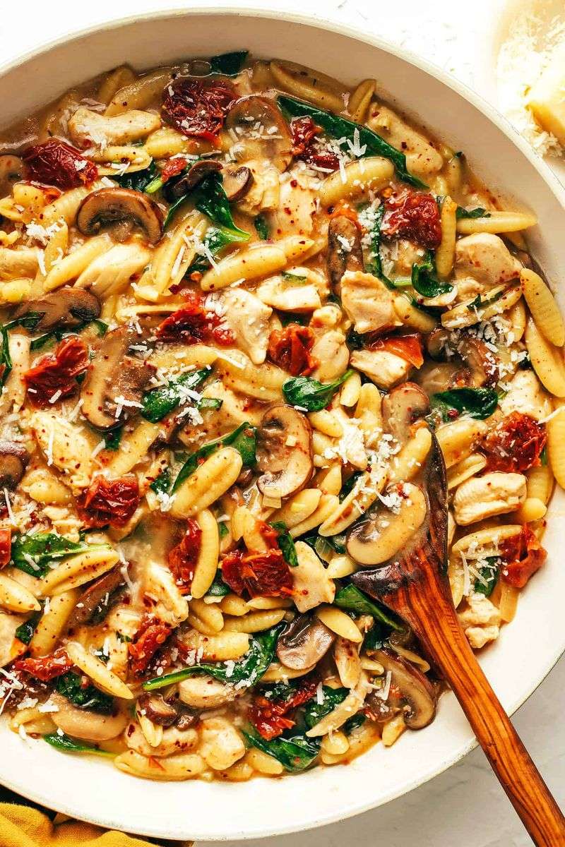Sun-Dried Tomato Alfredo