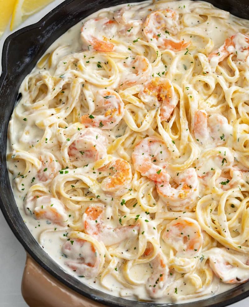 Creamy Shrimp Alfredo Pasta