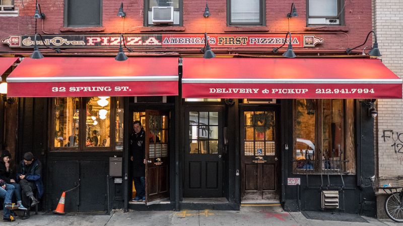 Lombardi’s – New York City, NY – New York-Style Pizza