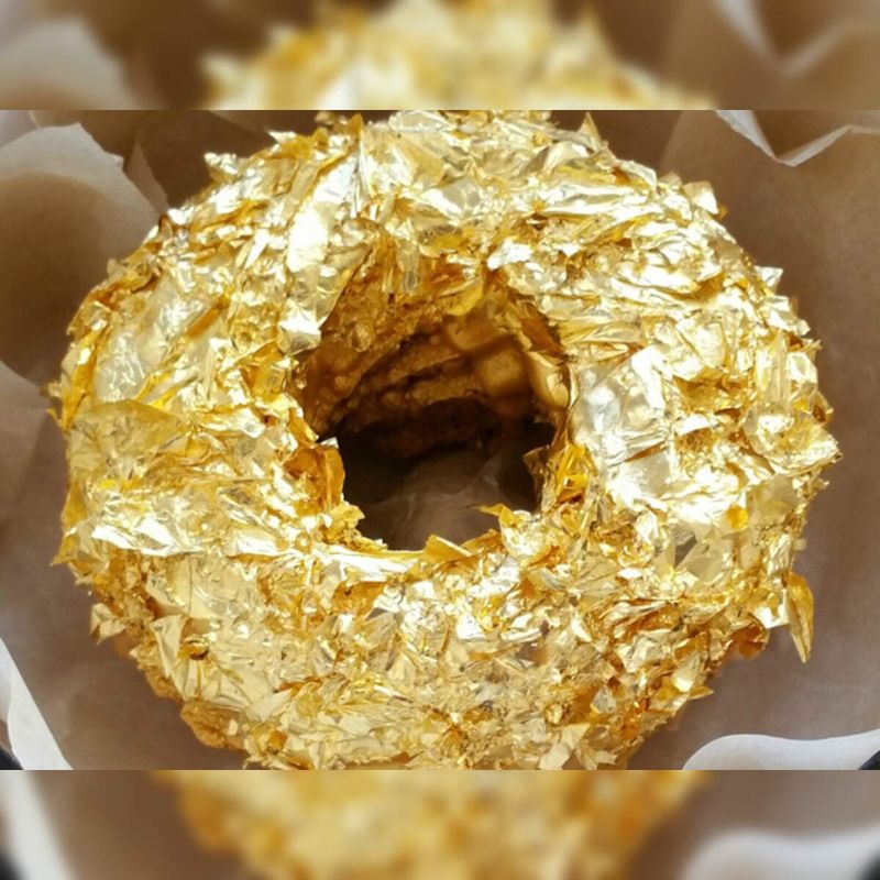 Gold-Topped Everything: Edible Fool's Gold