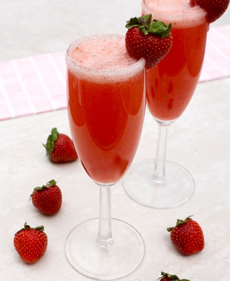 Sparkling Strawberry Mimosas