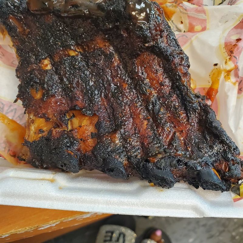 Shane's Rib Shack: Highway Robbery