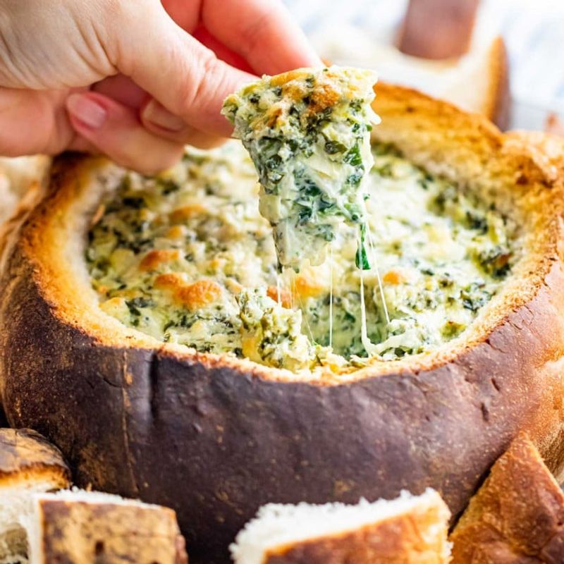 Spinach Artichoke Pull-Apart Bread