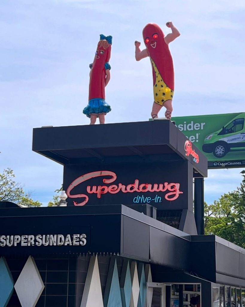Illinois – Superdawg Drive-In