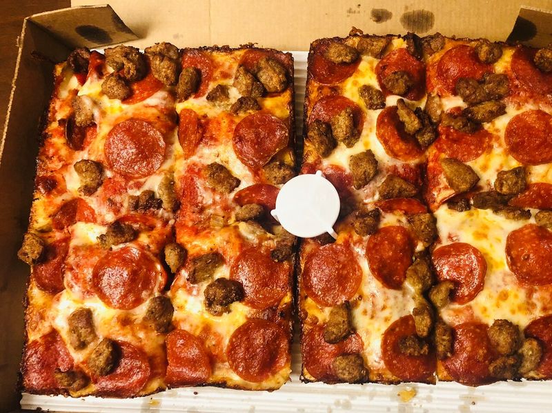 Jet’s Pizza