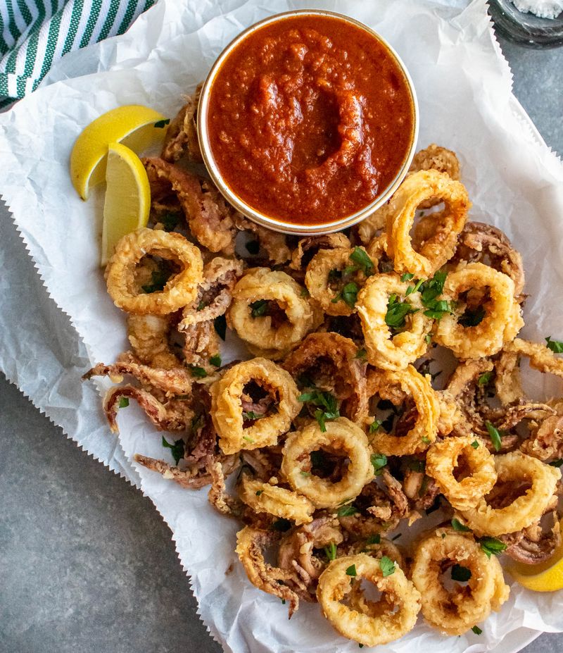 Classic Calamari Rings With Marinara