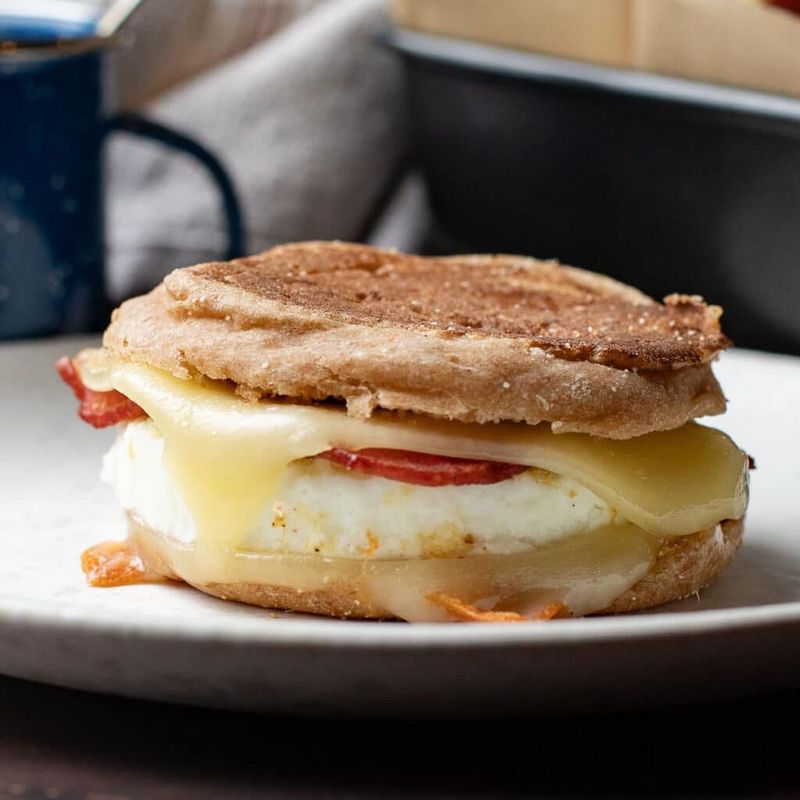 Reduced-Fat Turkey Bacon & Egg White Breakfast Sandwich