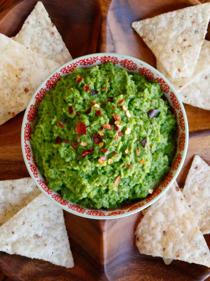 Green Pea And Avocado Dip