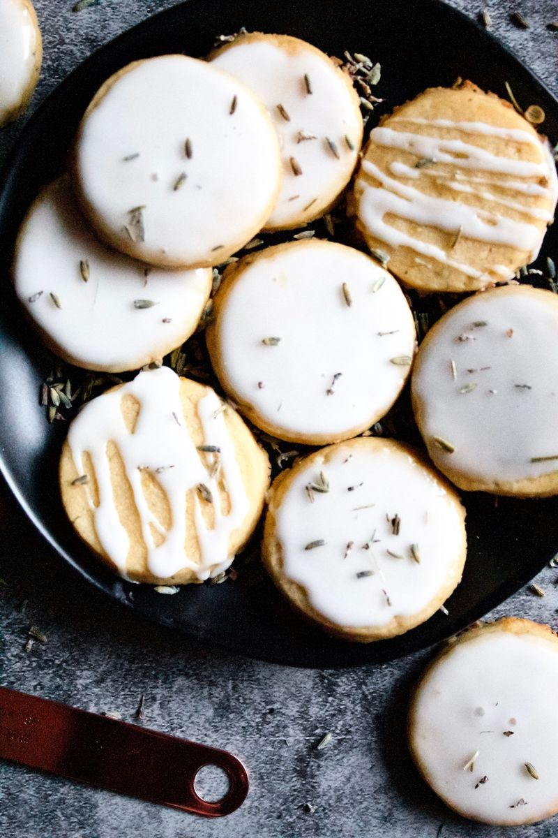 Lemon Lavender Shortbread Cookies