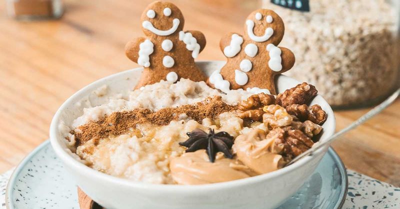 Gingerbread Spiced Warm Oats