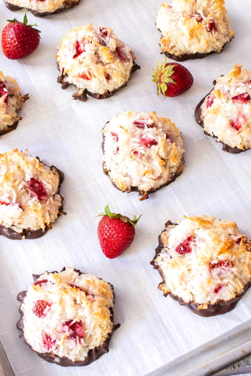 Strawberry Coconut Macaroons