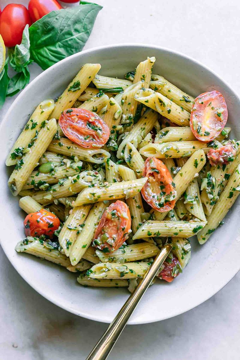 Gluten-Free Pesto Pasta With Cherry Tomatoes
