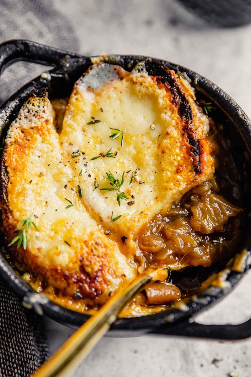 French Onion Soup With Gruyère Crust