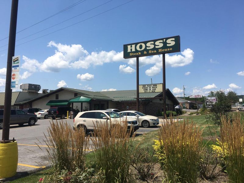 Hoss’s Steak & Sea House – Various Locations In PA