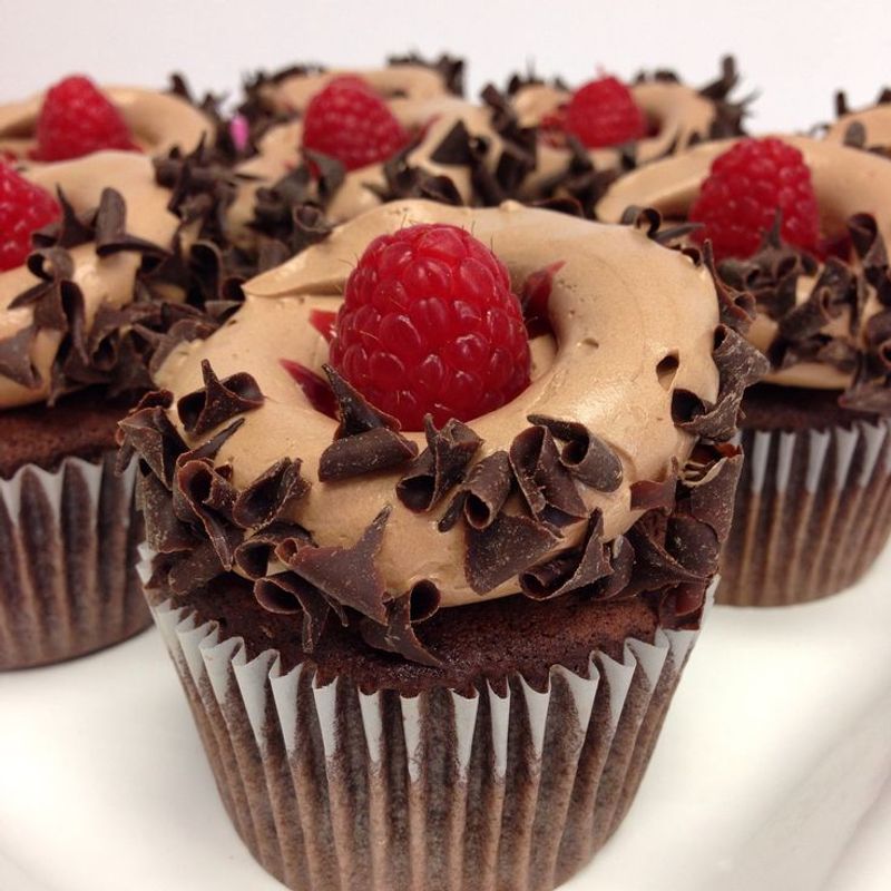 Raspberry Chocolate Truffle Cakes