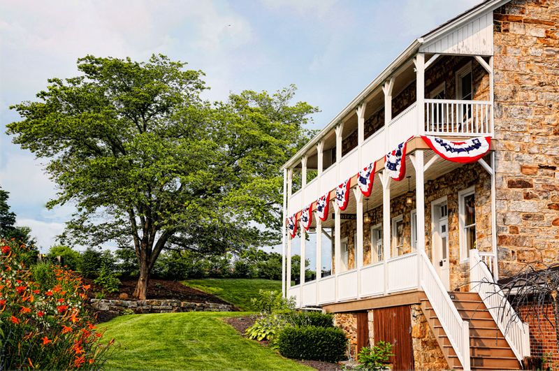 Jean Bonnet Tavern – Bedford