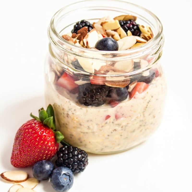 Overnight Oats With Almond Milk And Fruit