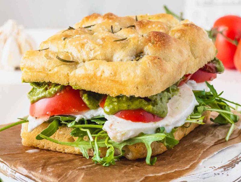 Caprese With Sun-Dried Tomato Pesto