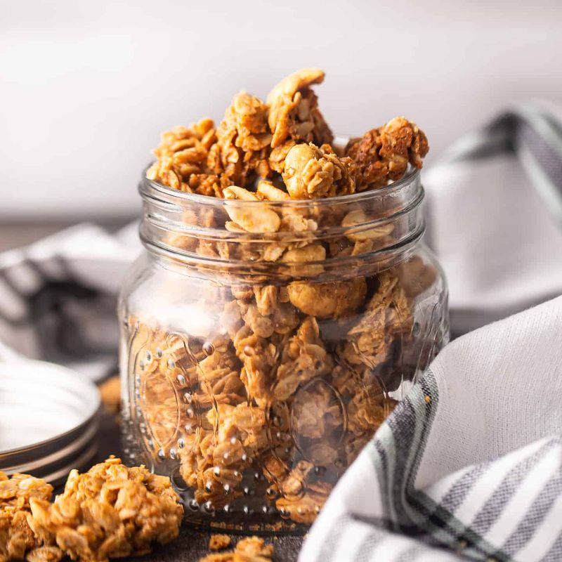 Homemade Granola Clusters