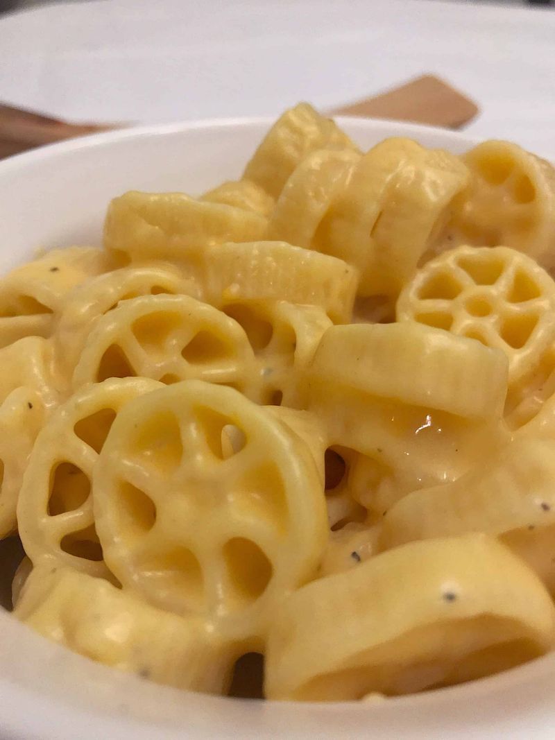 Cheesy Pasta Wheels