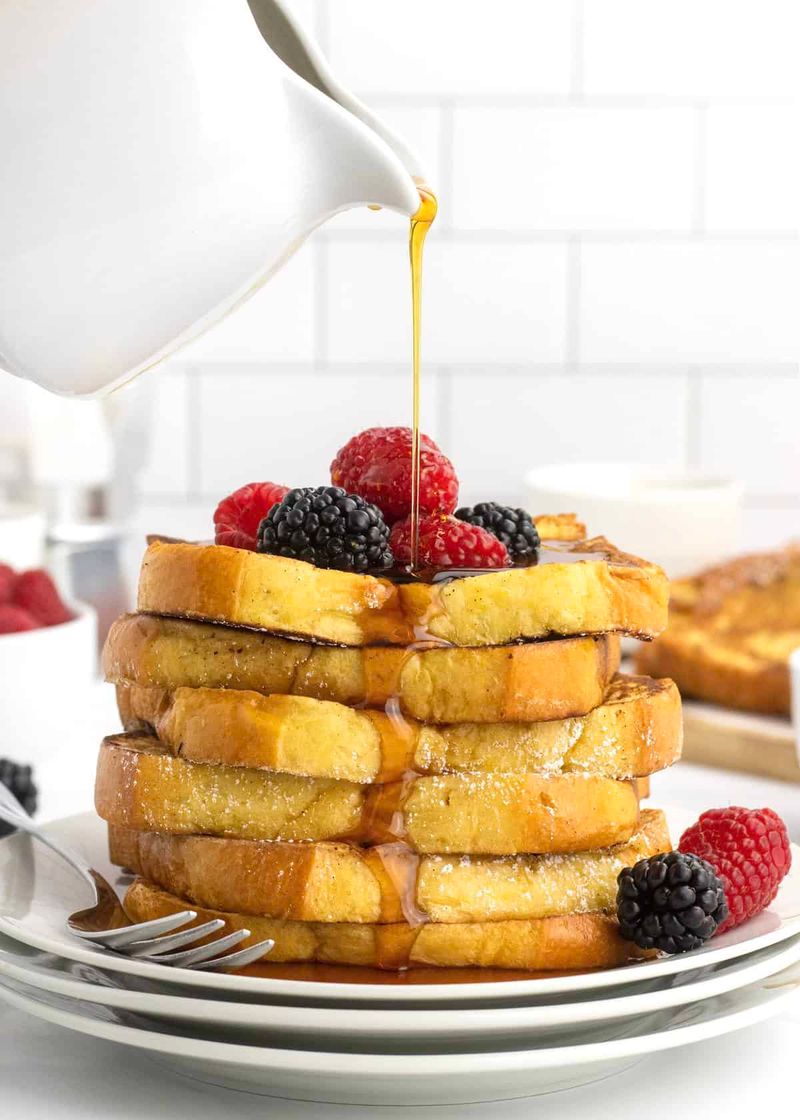 Classic French Toast With Maple Syrup
