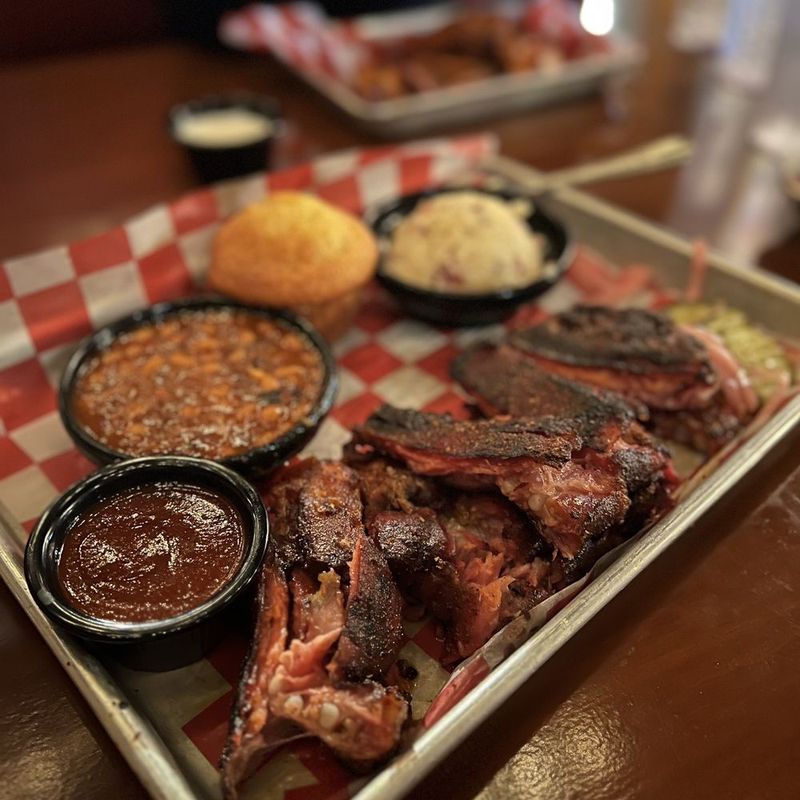 Famous Dave's: Barbecue Chain Blues