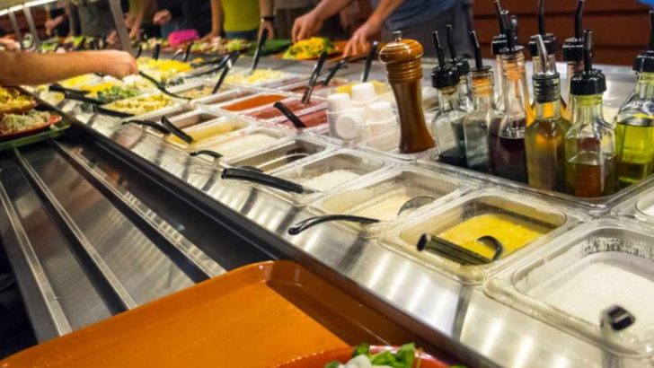 14 Buffet Items Chefs Would Never Touch (Plus 3 They Actually Recommend)