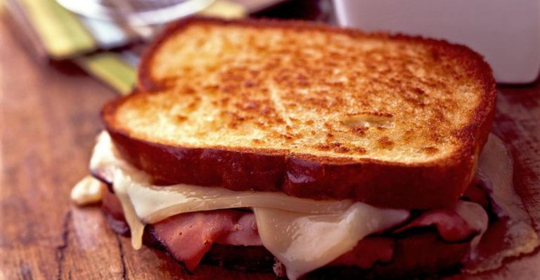 best cheeses for a luxurious ham sandwich