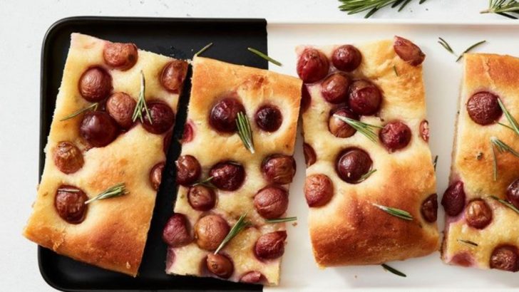 15 Genius Grape Recipes For Sweet & Savory Dishes