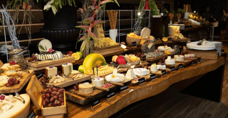 15 Hotel Breakfast Buffet Items Worth Grabbing (Plus 5 Smart Picks You Shouldn’t Skip)