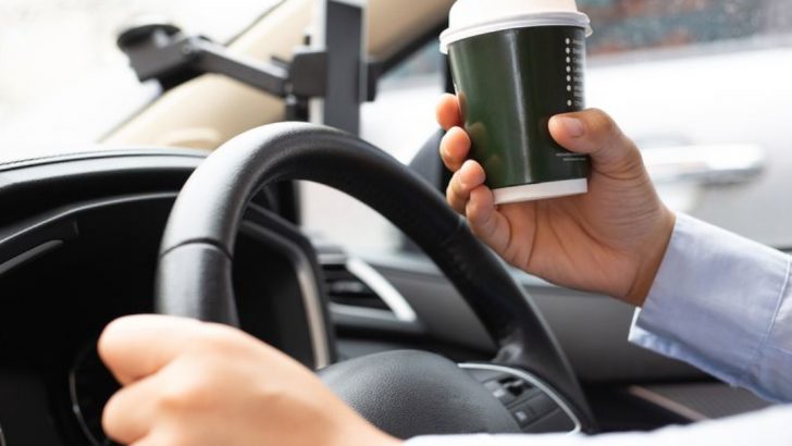 15 Worst Foods To Pack For A Road Trip