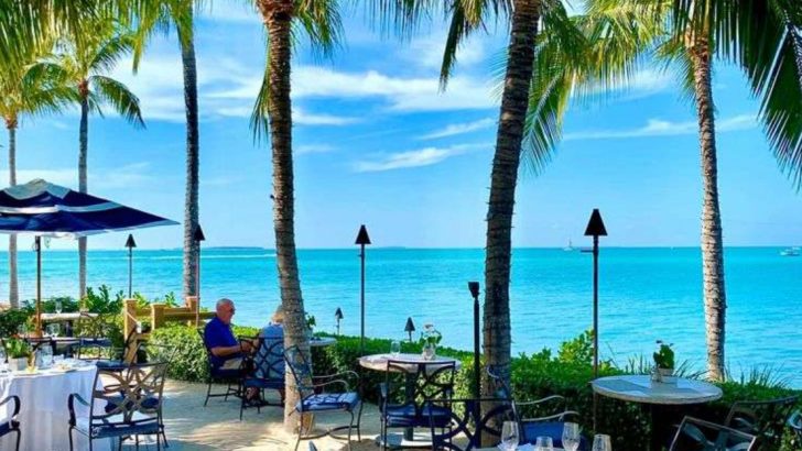 18 Florida Beachfront Restaurants With Food And Views That’ll Blow You Away