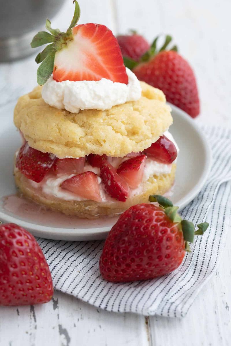 Keto Strawberry Shortcake