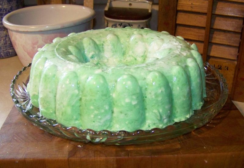 Lime Jello Salad With Pineapple And Cottage Cheese