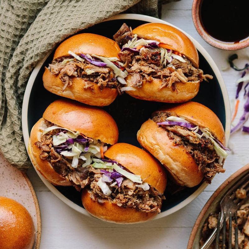 Slow Cooker Pulled Pork Sandwiches