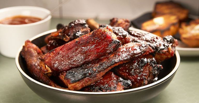 most annoying foods to bring on a plane