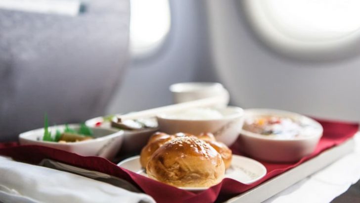 20 Real Meals Flight Attendants Eat On Long Flights