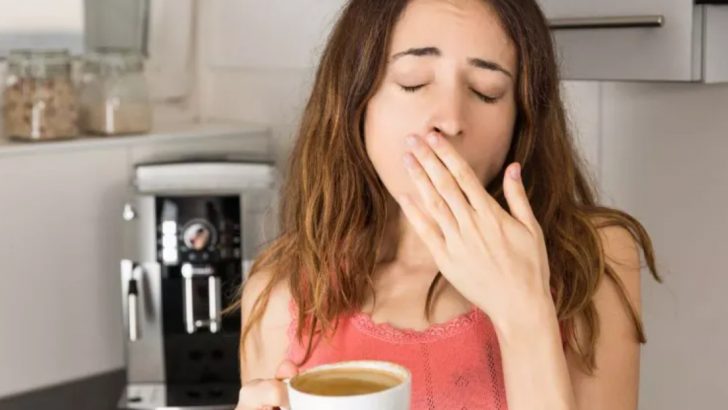 8 Small, Everyday Things Dietitians Wish You’d Stop Doing With Breakfast, Plus 8 Healthier Habits